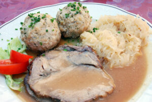 Nach der Wanderung gönnen wir uns ein Mittagessen.