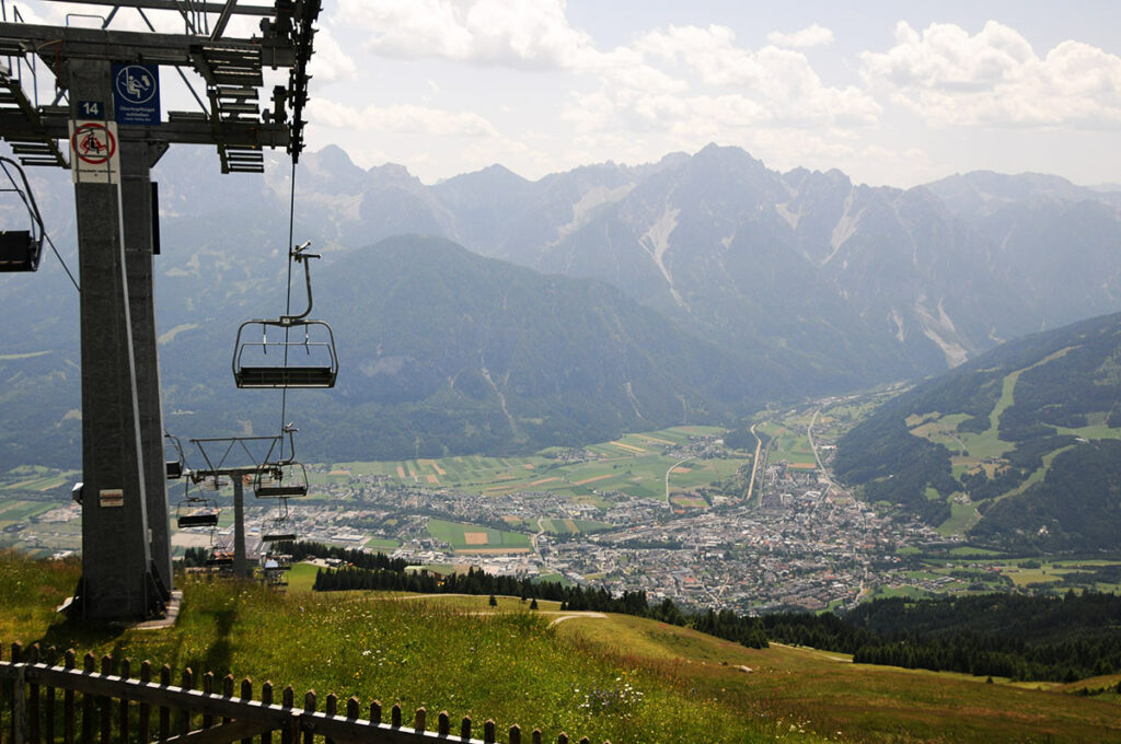 mit der Lienzer Bergbahn geht es wieder gemütlich abwärts