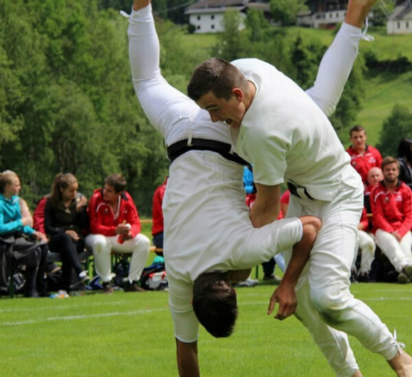 Ranggeln in Osttirol: Ein Traditionssport mit großer Zukunft