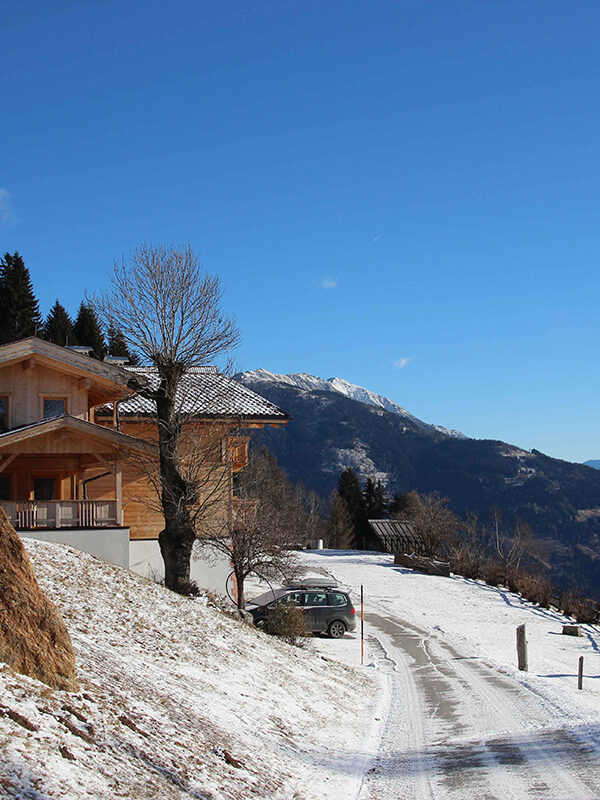 Traditionelle Weihnachten auf dem Bergbauernhof