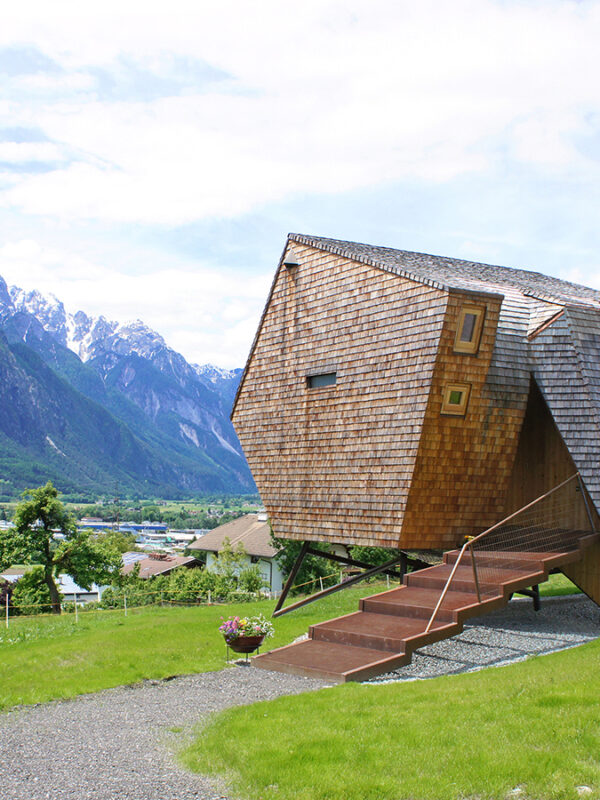 Der Ufogel in Osttirol – ein skurriles Feriendomizil