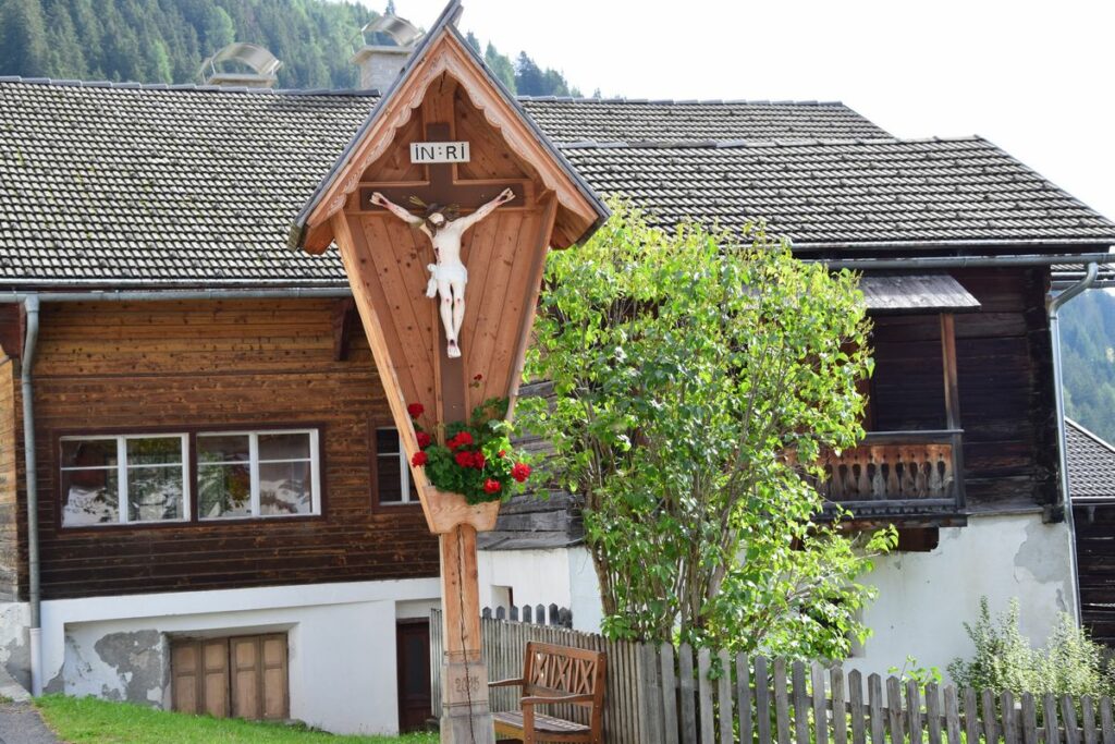 Obertilliach einst und heute