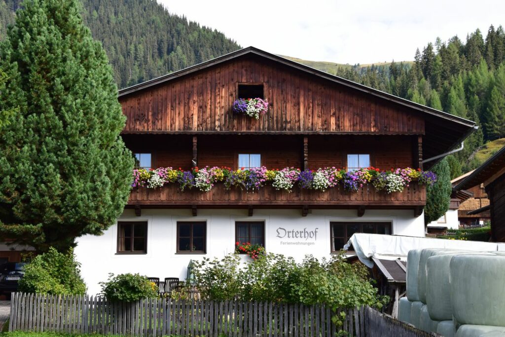 Obertilliach einst und heute