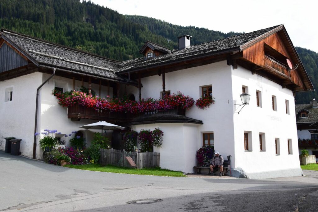 Obertilliach einst und heute