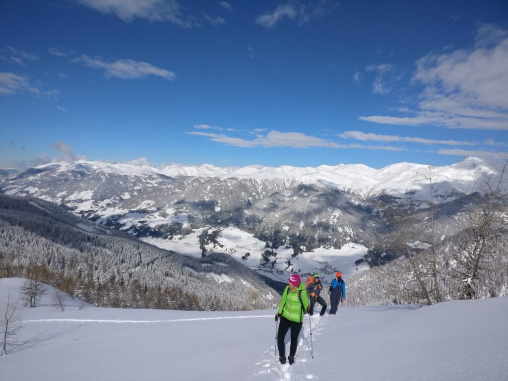 winterwandern-kartitsch-dorfberg