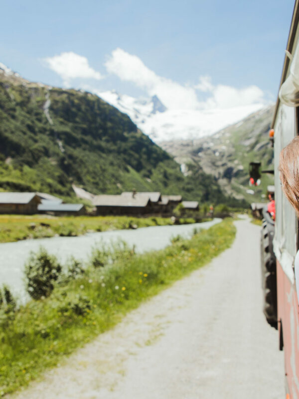 Mit Bus und Traktor zum schönsten Talschluss der Ostalpen: Gletscherweg Innergschlöss