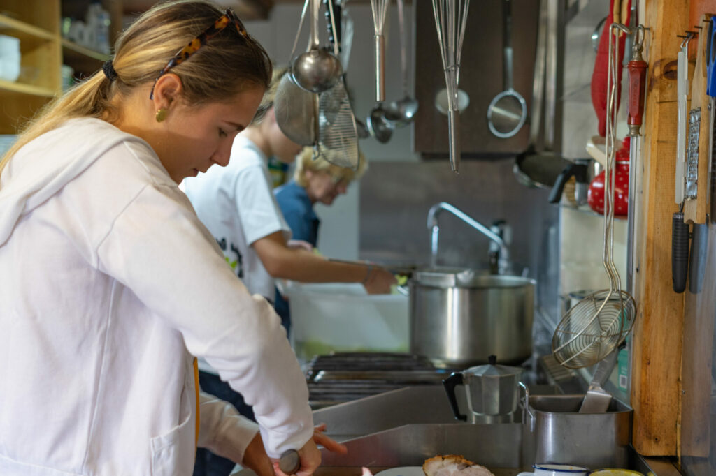 osttirol-roaner-alm-küche