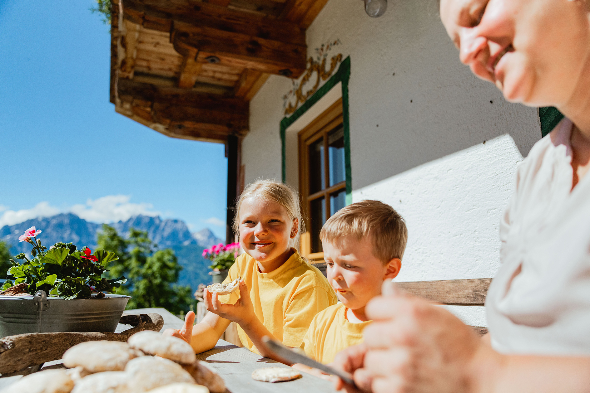 osttirol-brennnesselbrot-backen-urlaub-am-bauernhof-rezept