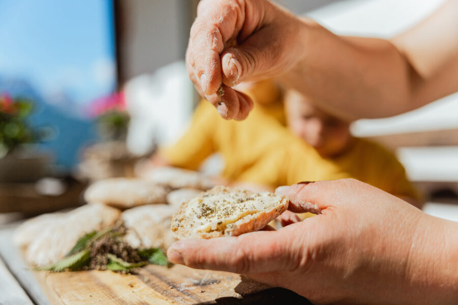 Brennnesselbrot – Das Superfood vor der Haustür