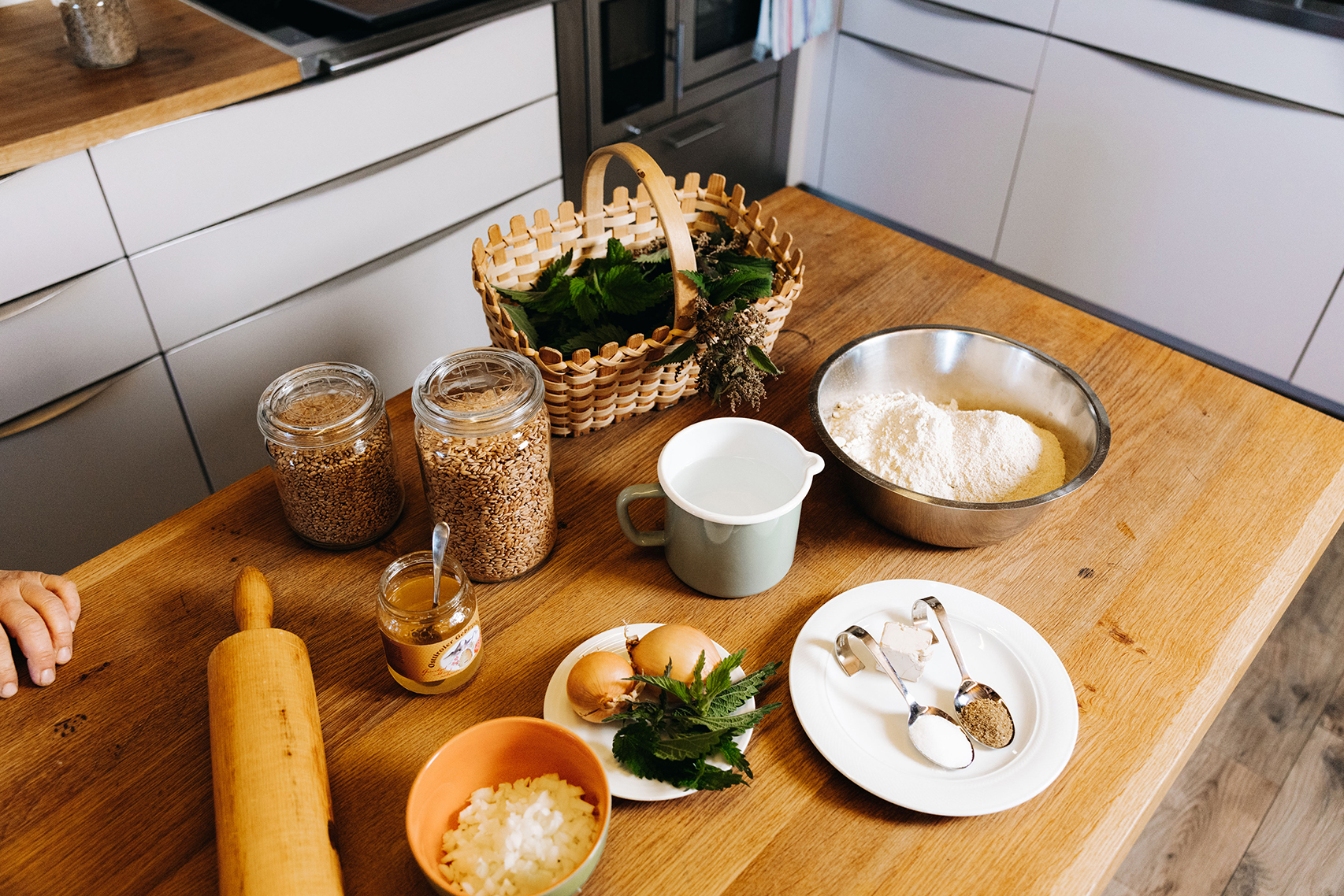 osttirol-brennnesselbrot-backen-urlaub-am-bauernhof-rezept