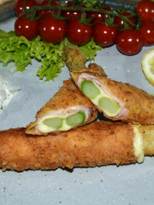 Spargel Cordon Bleu mit Kräutersauce