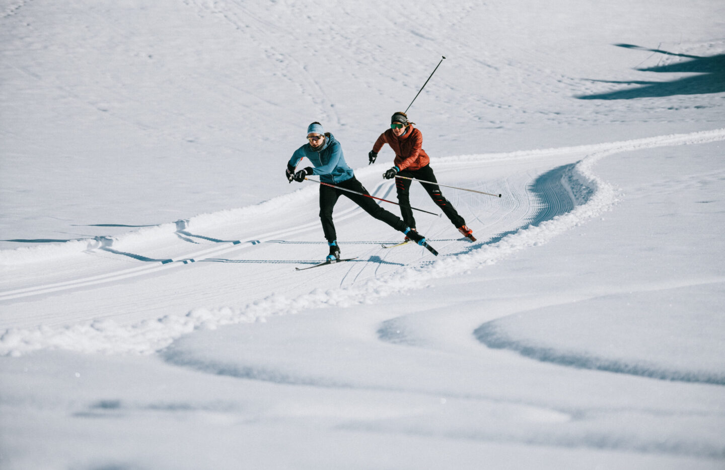 Skating vs. Klassisch: Welche Langlauftechnik passt zu dir?