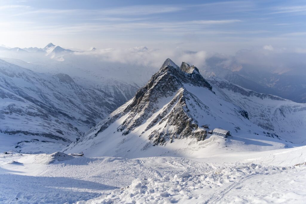 Bergpanorama beim Aufstieg auf den Romariswandkopf