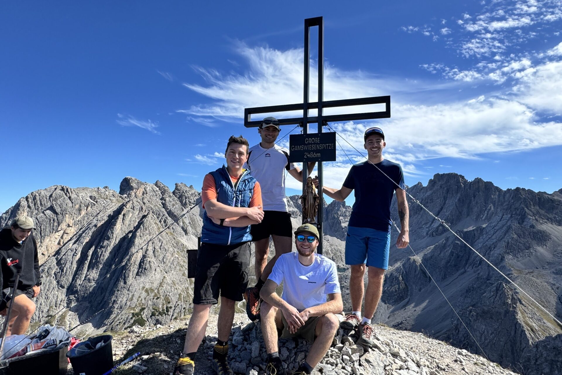 Ein Gipfelkreuz für die Gamswiesenspitze